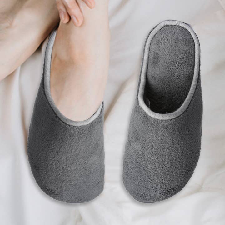 Women’s Microterry Clog Memory Foam Slippers. for wholesale by Roxoni