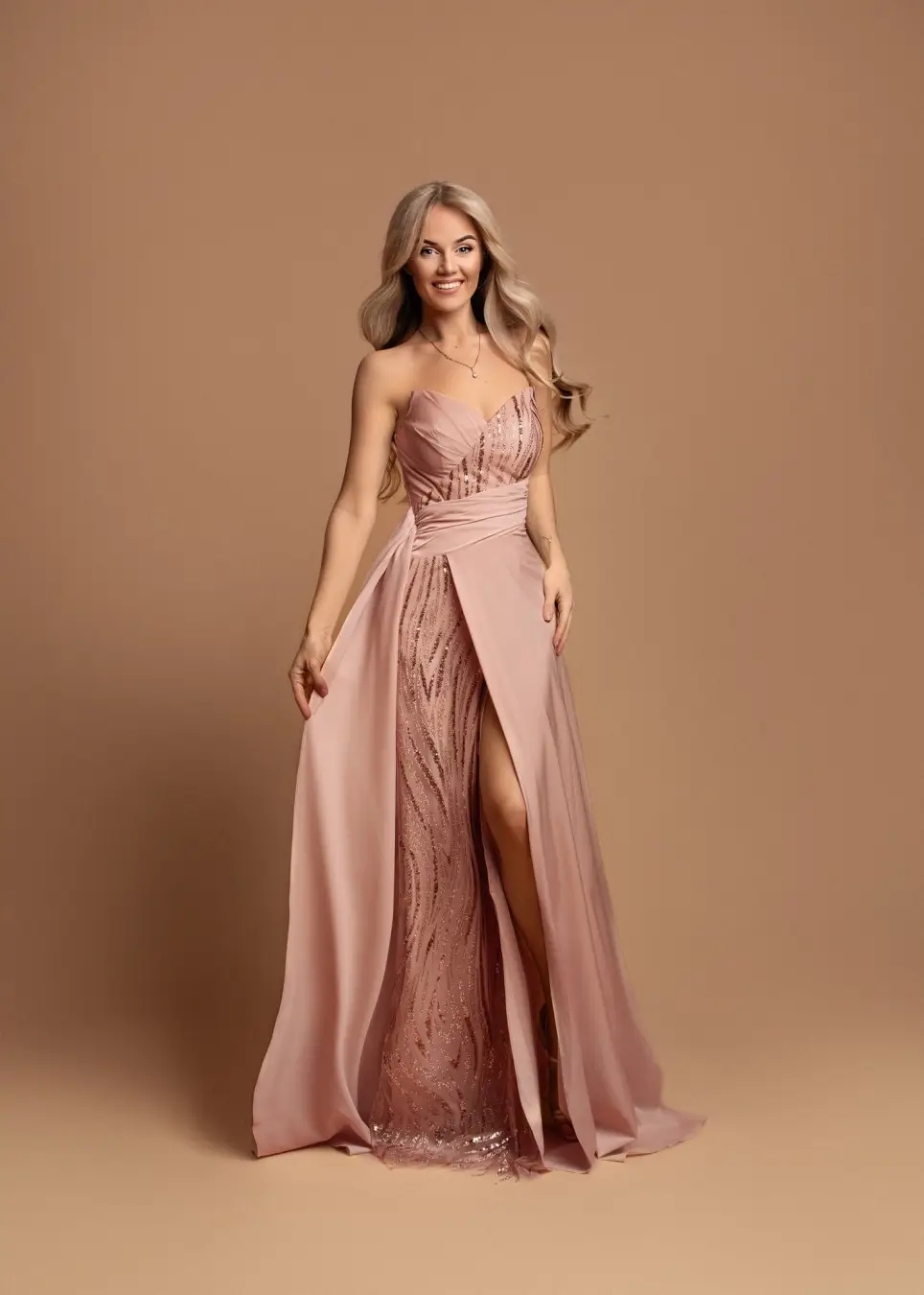 Eva & Lola - Epsilonn – wholesale Klänning - Dam – HM2472 - Elegant långklänning10