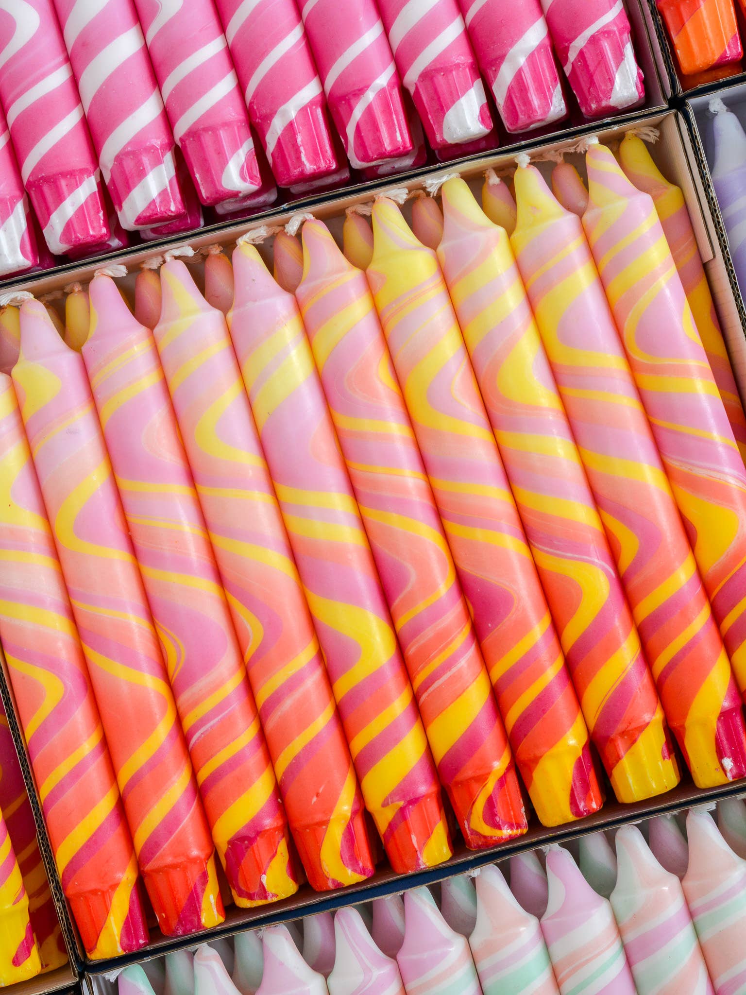 Nordtrice - Wholesale Tapered Candle/Candlestick - Summer Marble Candles - Pink / Yellow / Red Marble3