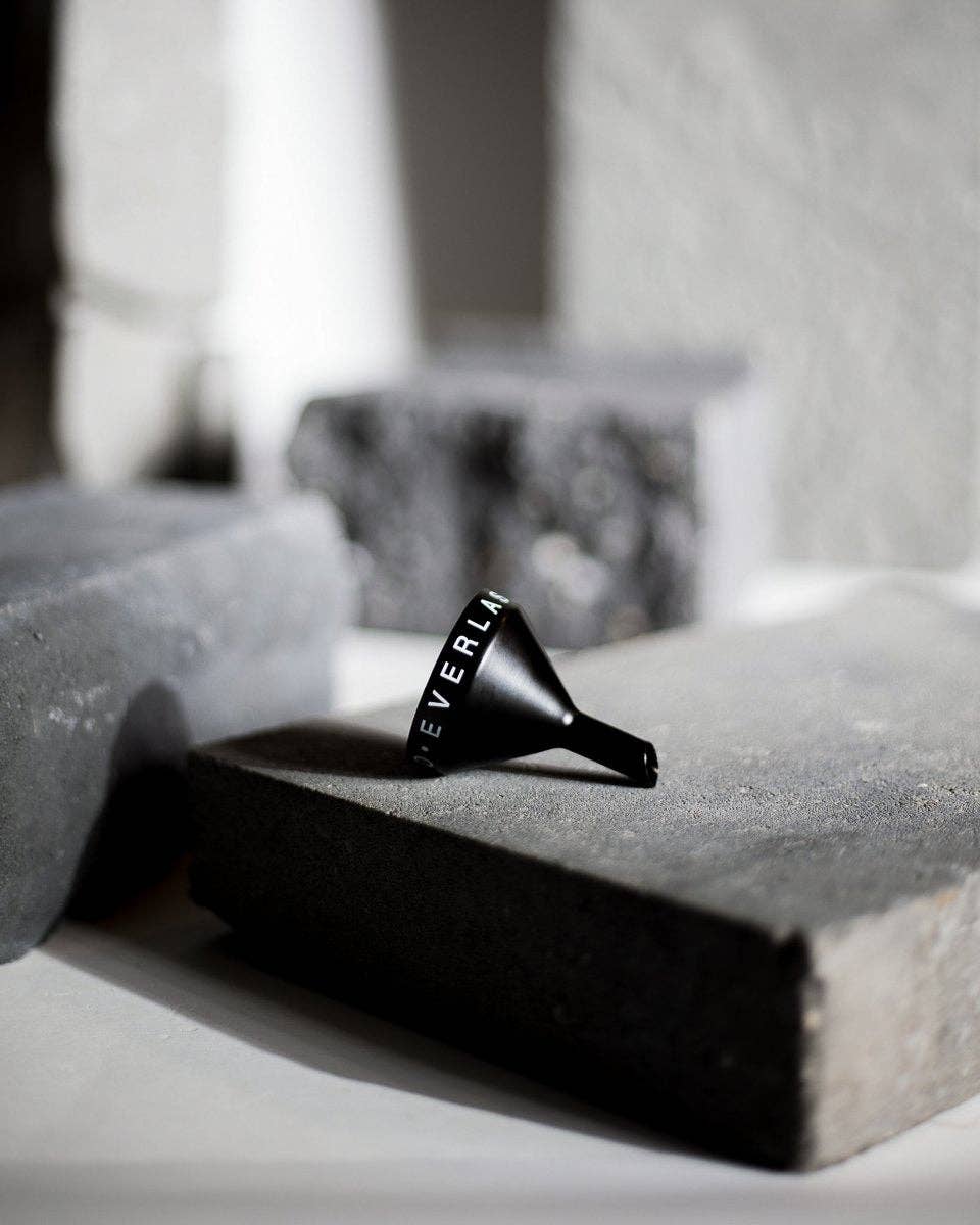 Everlasting Candle Co. - Wholesale Funnel - Black Steel Funnel [x1 pack]3