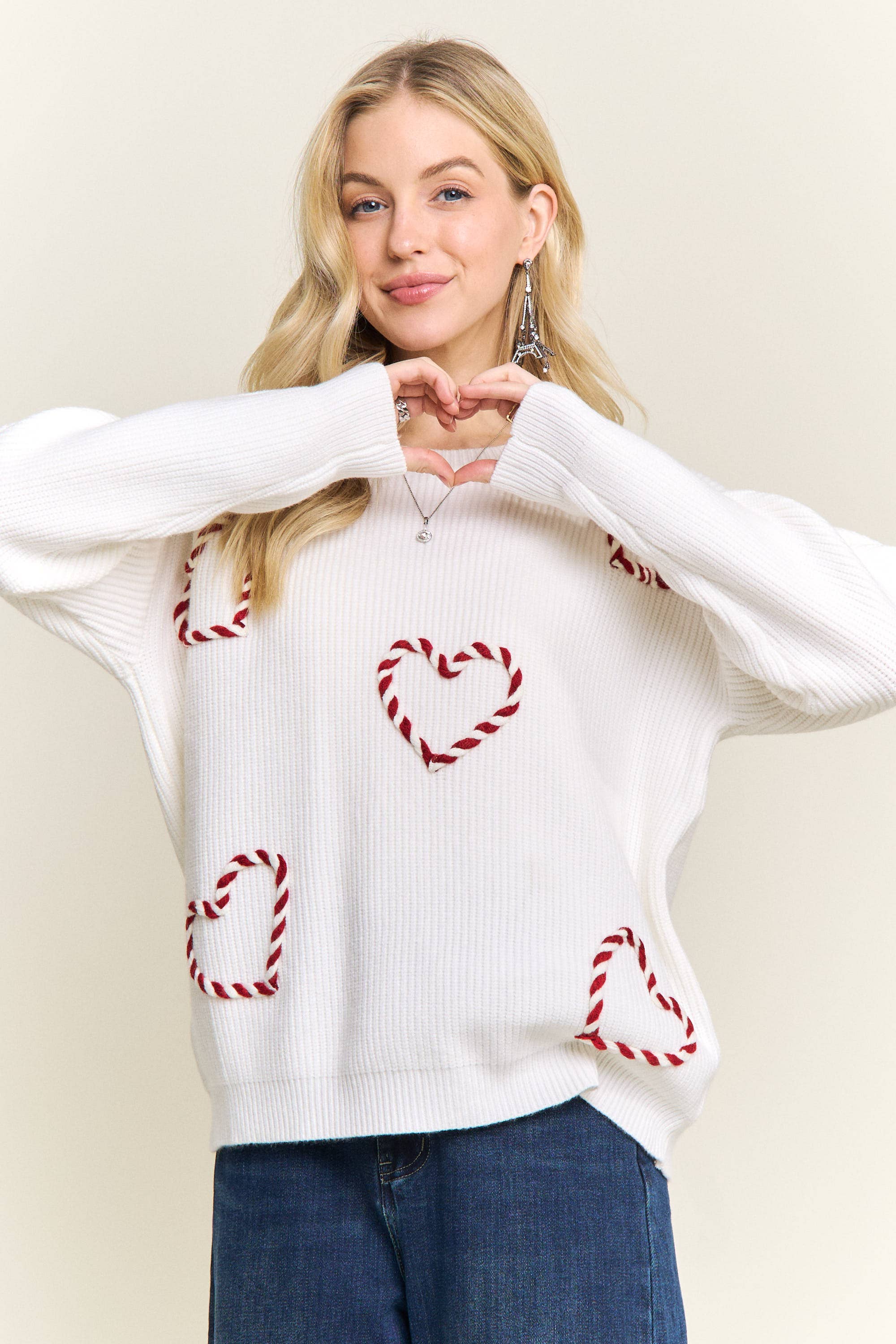 Off White CESW4222-STICKAD TRÖJA KÄPPHJÄRTMÖNSTER för wholesale på Faire1