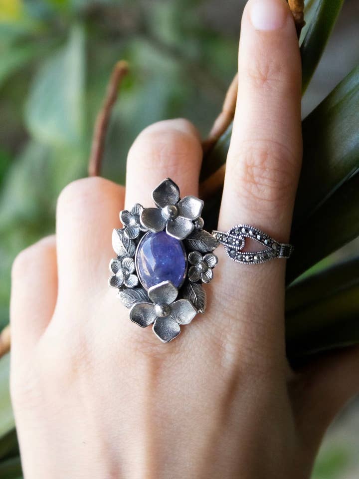 Anillo de Tanzanita AR-7413 para venta al por mayor de Ambra Jewels