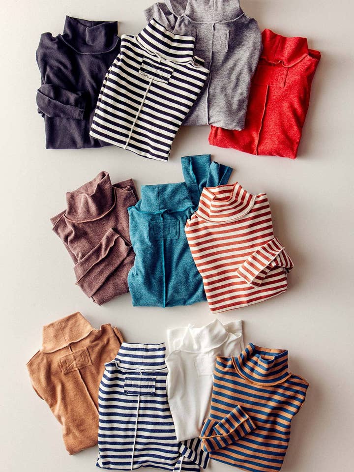 Fashion Week - Wholesale Knit Top - Women's - Classic Striped Long Sleeve Turtleneck Top1
