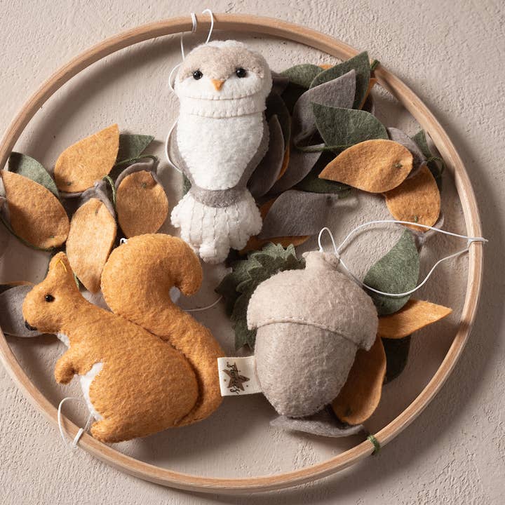 2 Stories – wholesale Baby mobile – SAGA Baby Mobile