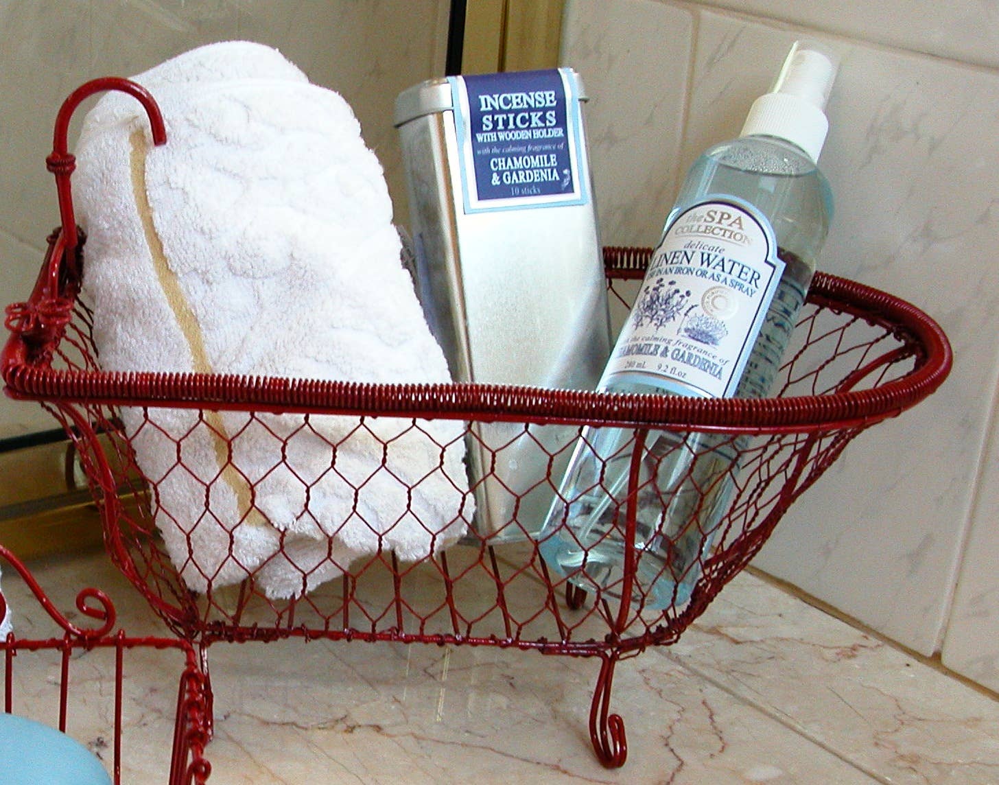 Home Kreation by KK dba Kraft Klub - Wholesale Decorative Tabletop Object - HANDMADE RED WIRE TUB 11"Lx6"Wx8"H3