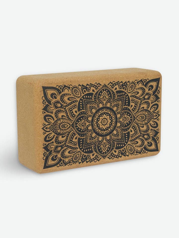 Kork-Yogablock - Mandala Schwarz für den Großhandel von Yoga DesignLab EU