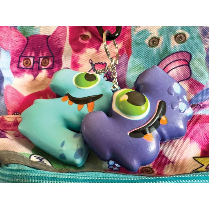 Geddes - Vendita all'ingrosso Giocattolo squishy - Bambini e neonati - ZAINO SQUISHY ALPHA MONSTER BUDDIES 26/BORSA6