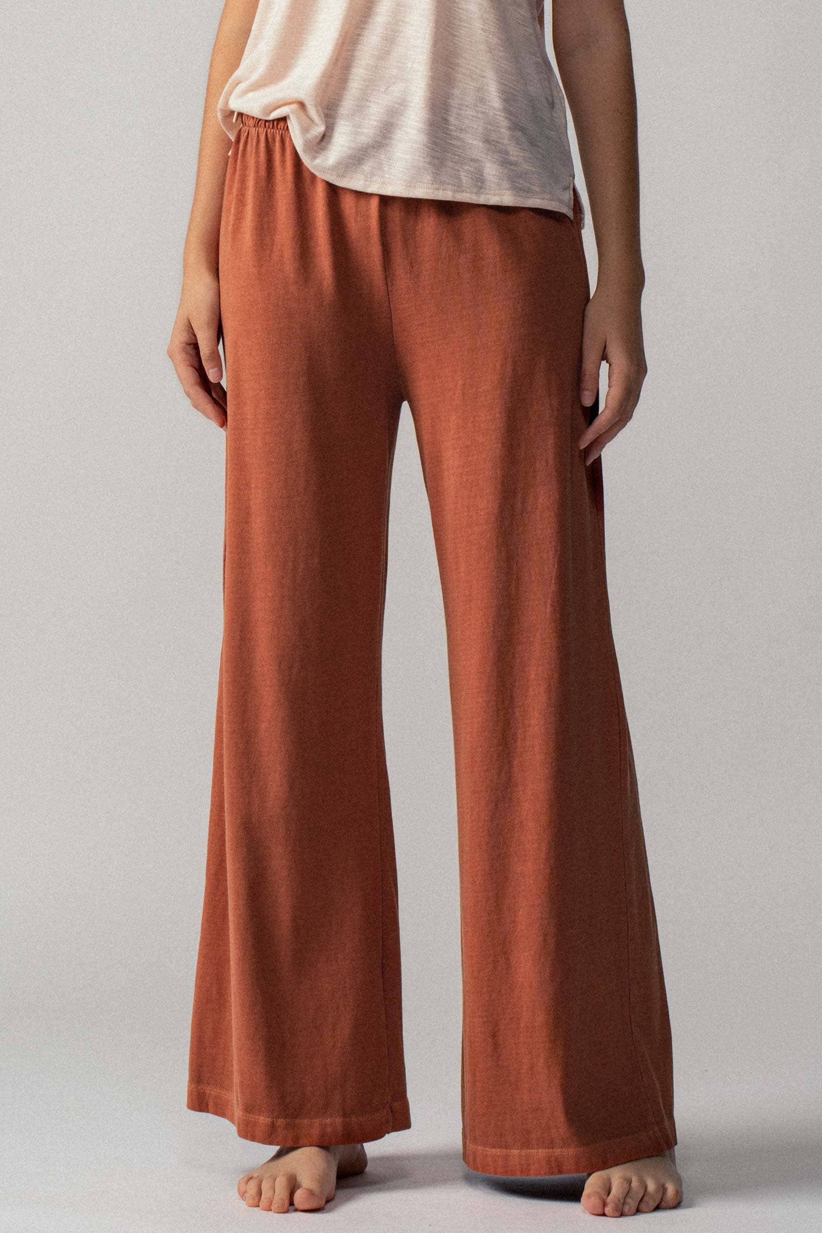 Urban Daizy - Wholesale Pants - Women's - Vintage Wash Cotton Flare Yoga Pants

30