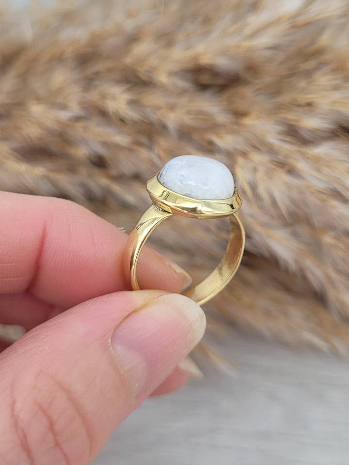 Mondstein Messing Boho Statement-Ring für den Großhandel von Laboheme