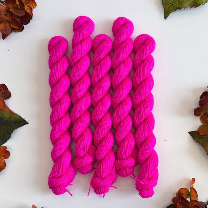 Coates & Co. – Engroshandel Garn – Cottage Sock Garn • 20g Mini Nøde1