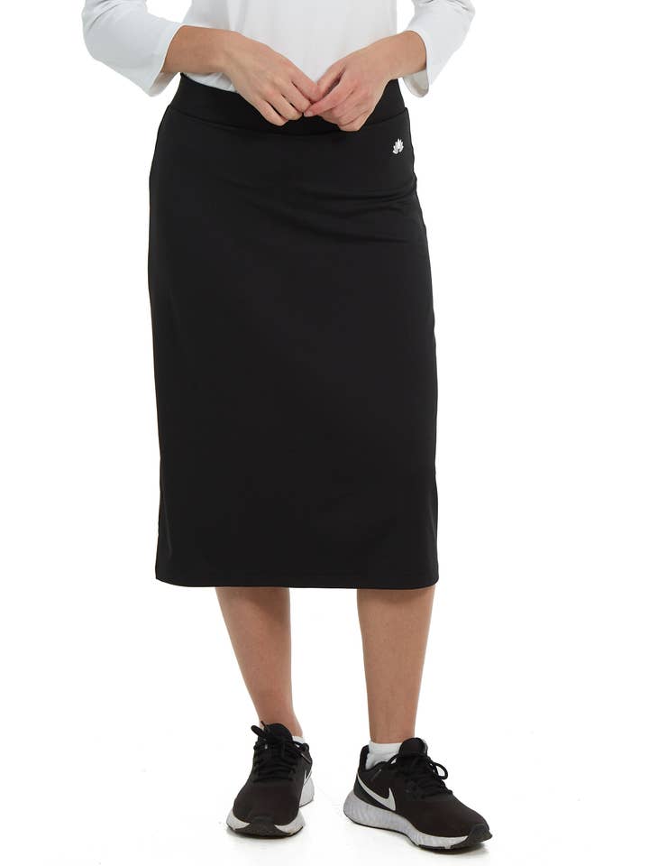 Snoga Athletics - Wholesale Skort - Women's - Midi Basic Skort 26'' - Black1