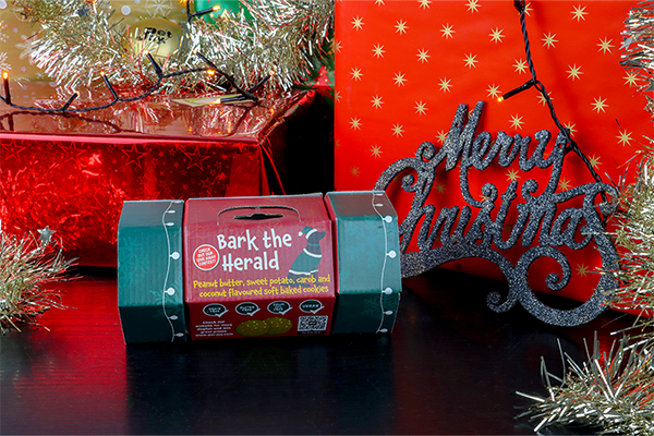 Pet-Joy Products - Wholesale Pet Treats - Dog - Pet-Joy X Happy Mutt Bark The Herald - Christmas Cracker3