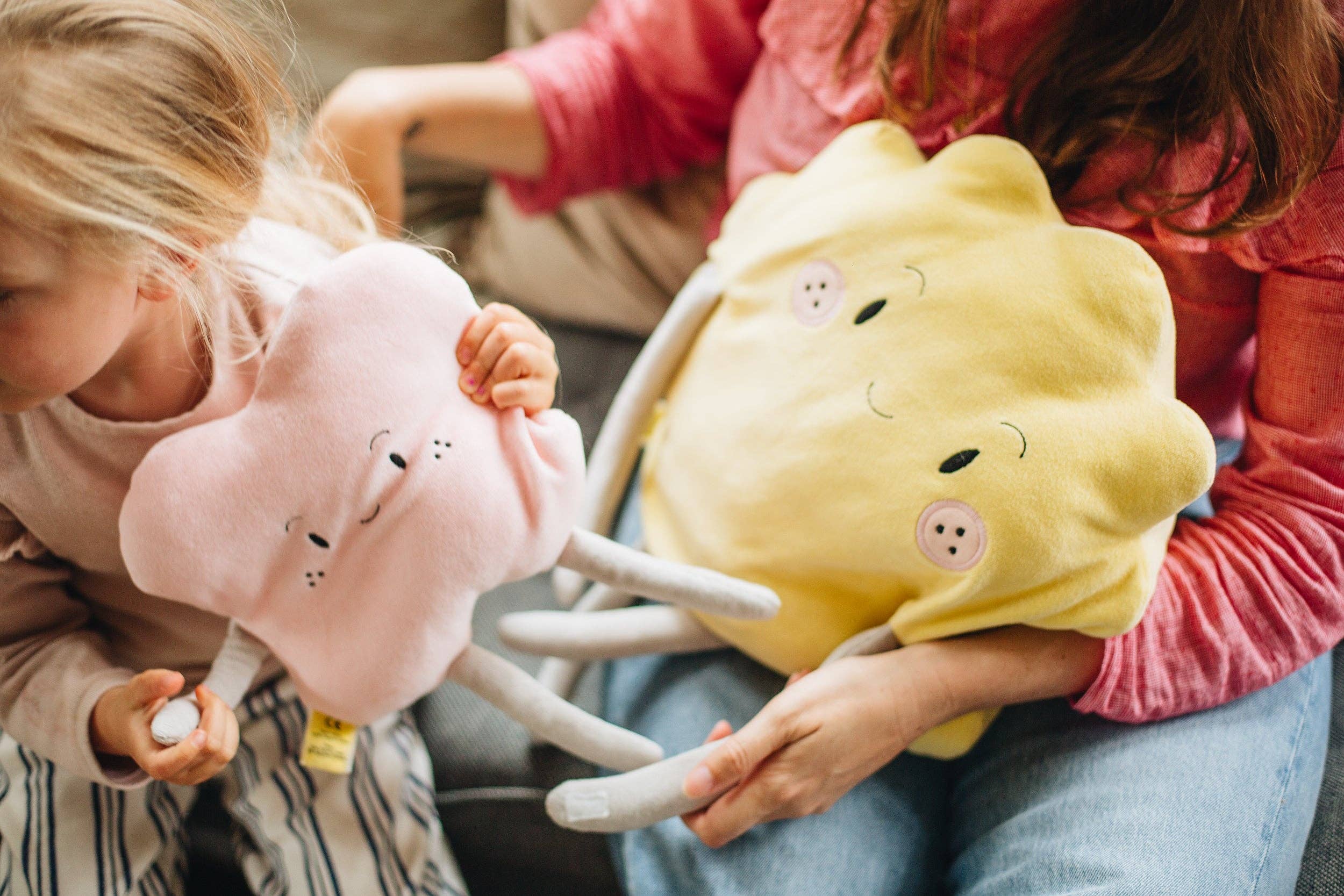 The Kiss Co - Wholesale Stuffed/plush toy – Kids & baby - Big Kiss - Organic Toy7