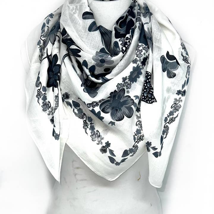 LINETA - Wholesale Scarf - Women's - IN-12 Large square Indian cotton scarves3