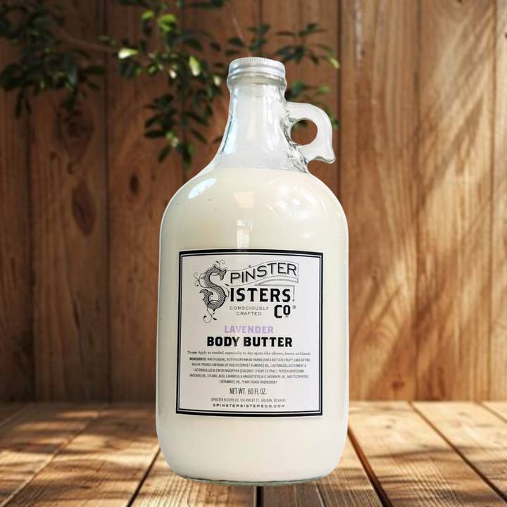 Spinster Sisters Co. / Old Salt Grooming Supply – Bálsamo/manteiga corporal por atacado – Loção de Manteiga Corporal a Granel (60 oz): Manteiga de Karité de Comércio Justo