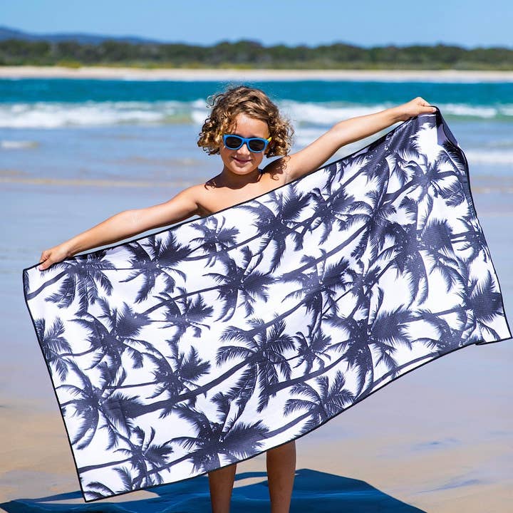 Cheeky Winx - Vendita all'ingrosso Telo mare - Palme da spiaggia per bambini