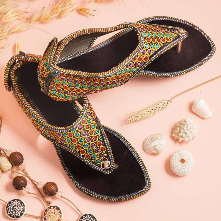 Tibet Boutique España - Vente Sandales – femme - Sandale fermée avec attache cheville mod 55