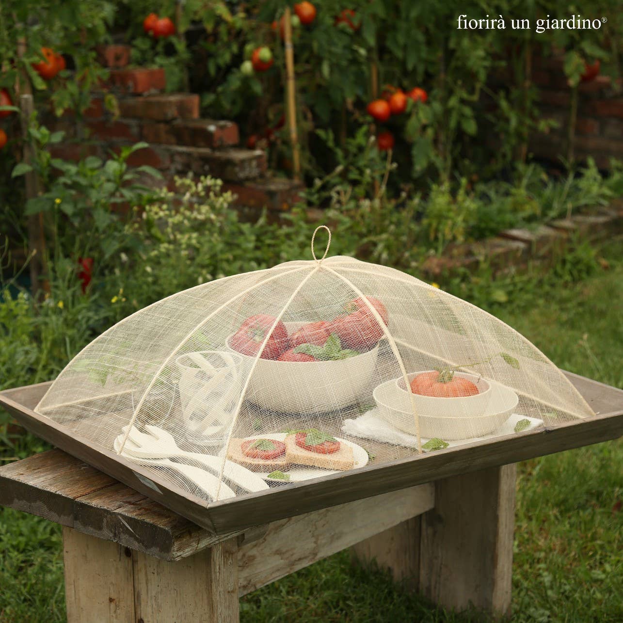 Fiorirà un giardino – Ornamento/decoração ao ar livre por atacado – Cobre-alimentos Rede Maxi Em Abacá Branco (6) 48 x 66 H25 cm1