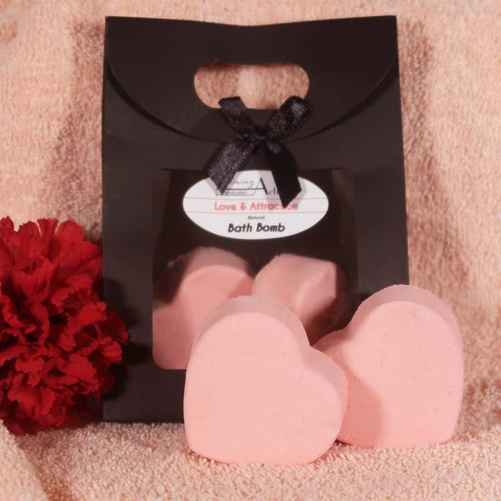 Bombe de bain LOVE & ATTRACTION en forme de cœurs — 2 cœurs par sac-cadeau pour la vente par Calming Artistry