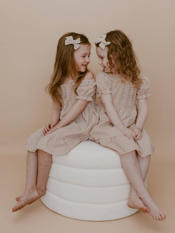 Melt Children's Clothing – Engroshandel Kjole - Børn – Tan Gingham Kjole