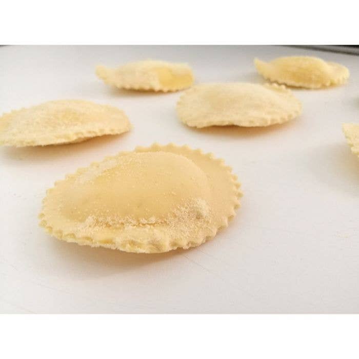 HIC - Harold Import Co. - Wholesale Kitchen Tool/Gadget - Fantes Ravioli Stamp, Fluted Round Stamp, 2in2