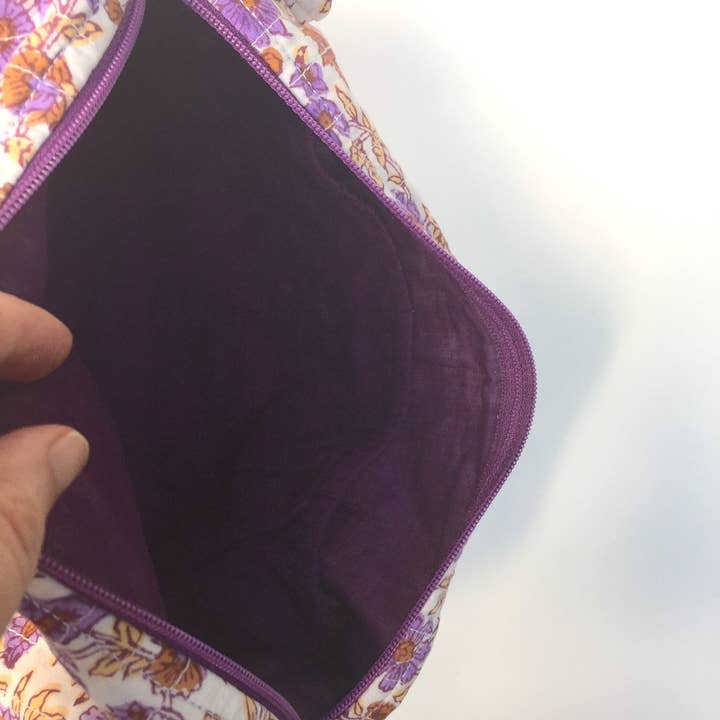 Mehera Shaw – wholesale Make-up/cosmetic bag – Cosmetics Bag - Quilted Hand Block Print Cotton11