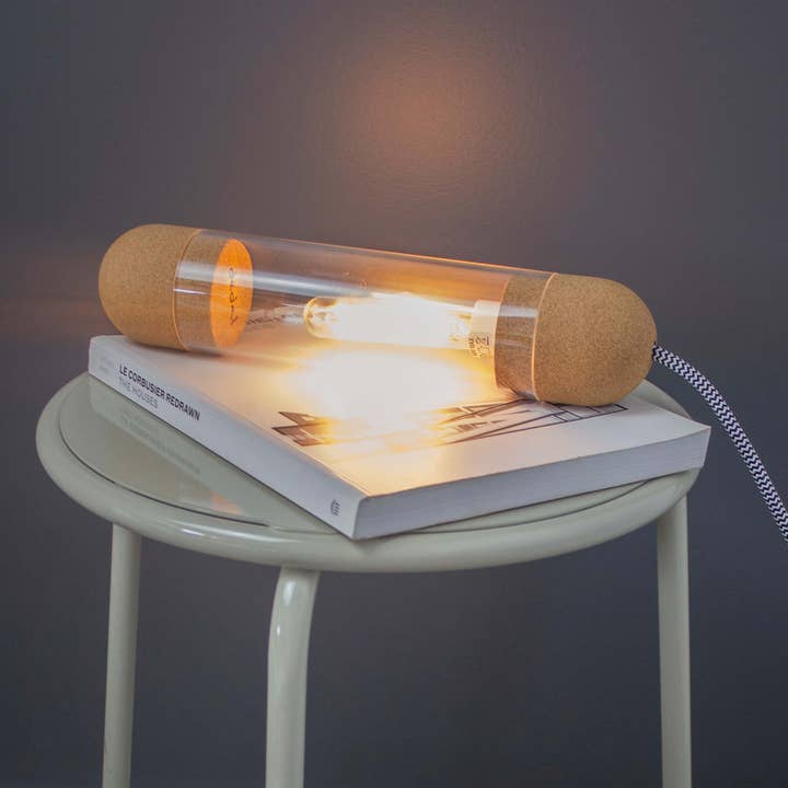 Kapsulo for wholesale by Dedal