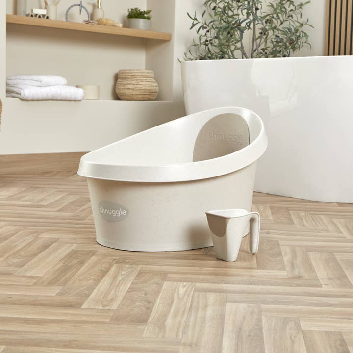 Shnuggle – wholesale Baby bath set – Kids & Baby – Eco Collection - Shnuggle Washy Rinsing Jug4