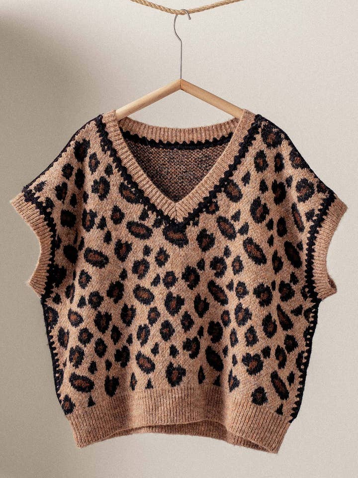 Urban Daizy - Wholesale Sweater Vest - Women's - Leopard Crochet Trim Sweater Vest0