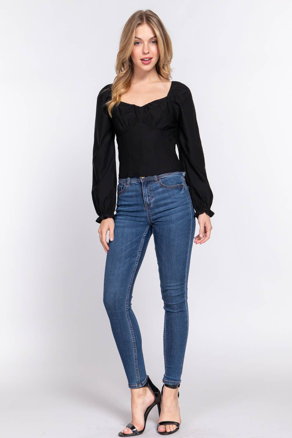 Active Basic | Active USA - Vendita all'ingrosso Camicetta - Donna - Top a bustino elasticizzato con scollo a cuore a maniche lunghe3