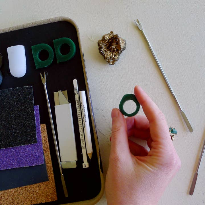 Ringschnitzer-Workshop im Washington Park Tower, Seattle, 19. Juli für den Großhandel von Grace Gow