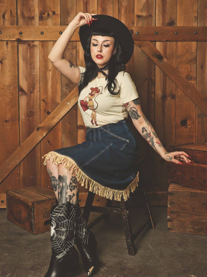 Mischief Made - Vente T-shirt à imprimés – femme - T-shirt ajusté Heart Bandit en ivoire5