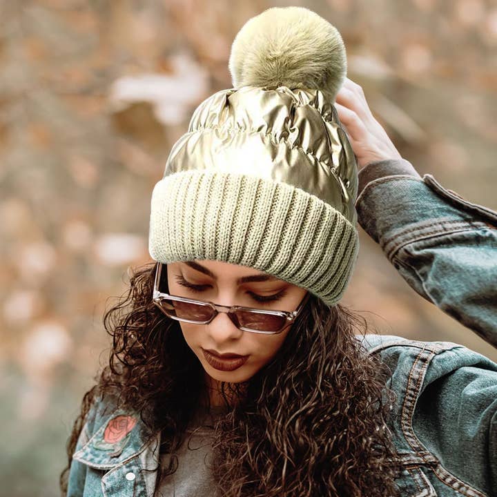 Wona Trading, Inc. - Wholesale Beanie - Women's - Fleece Lining Puffer Knit Pom Pom Beanie Hat