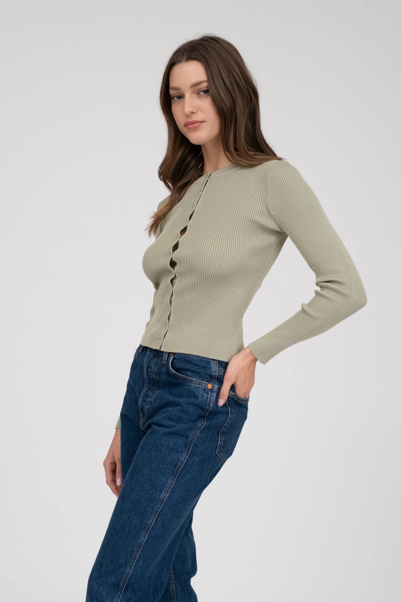 The Workshop Studio - Wholesale Cardigan - Women's - SNAP BUTTON DOWN ROUND NECK KNIT CARDIGAN49