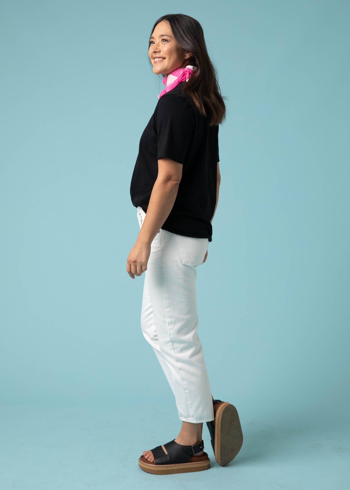 and for Good - Wholesale T-Shirt - Women's - Wonder T-Shirt - Black3