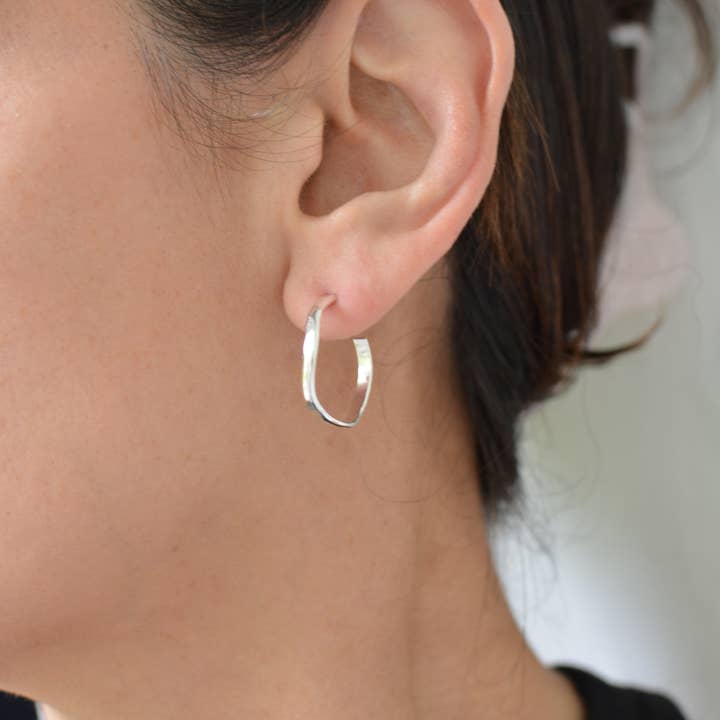 Gem & Blue - Wholesale Hoop Earrings - Silver Heli Hoops