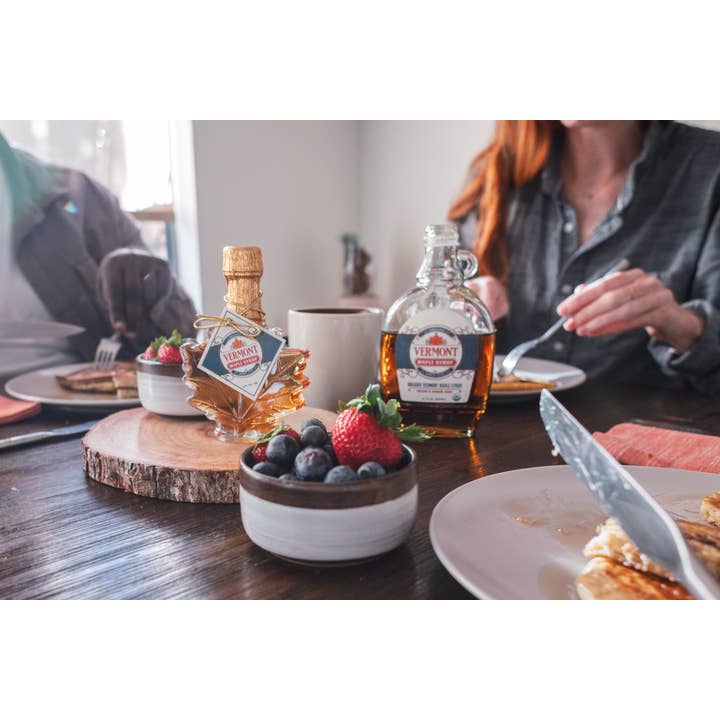 Vermont Maple Syrup - Wholesale Maple Syrup - Amber Organic Vermont Maple Syrup - Glass Flask - 12oz3