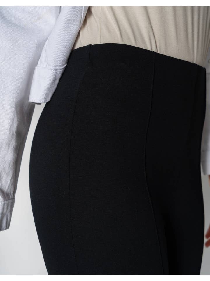 Black Stirrup Leggings for wholesale on Faire4