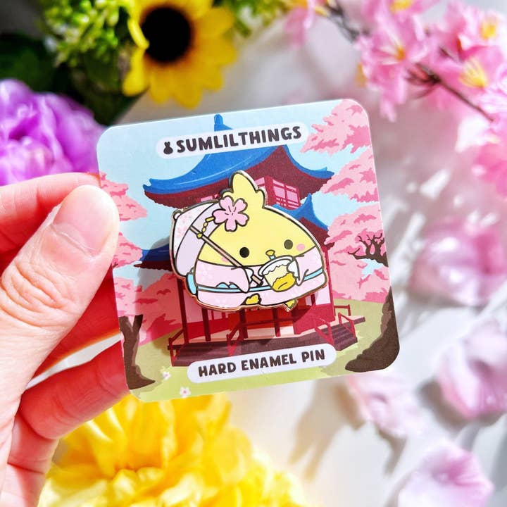 SumLilThings – wholesale Lapel pin/button – Enamel Pin - Chichi the Cockatiel with Mango Pomelo Drink1
