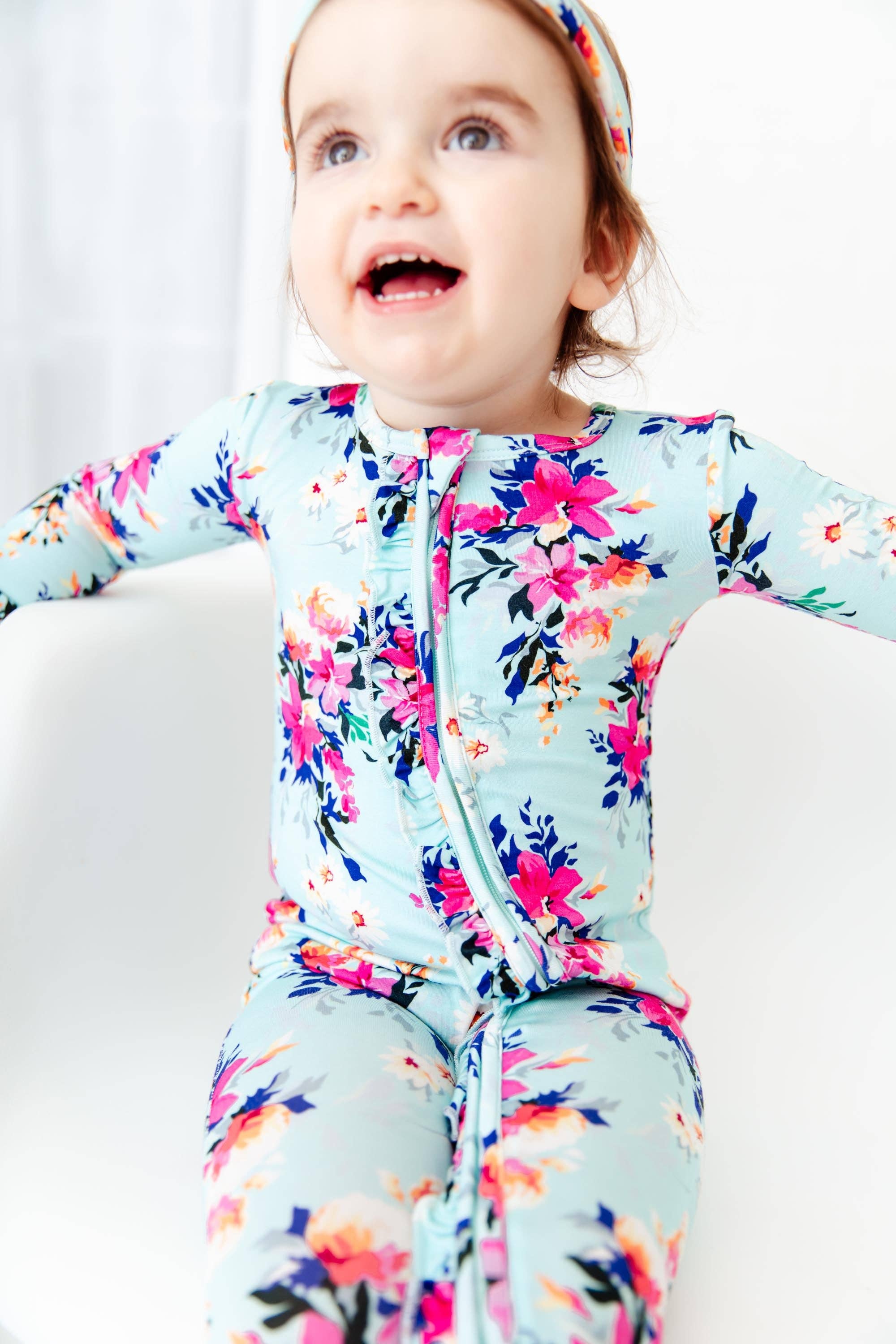 Dreamiere - Vente Grenouillère – bébé - Pyjama convertible à volants en bambou Aqua Floral In Full Bloom4