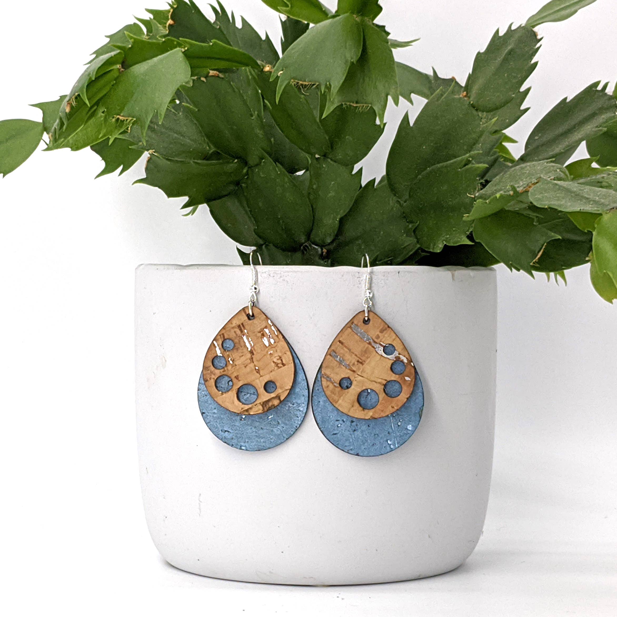 Elisabetta Studio - Wholesale Dangle Earrings - Droplet Cork Earrings4