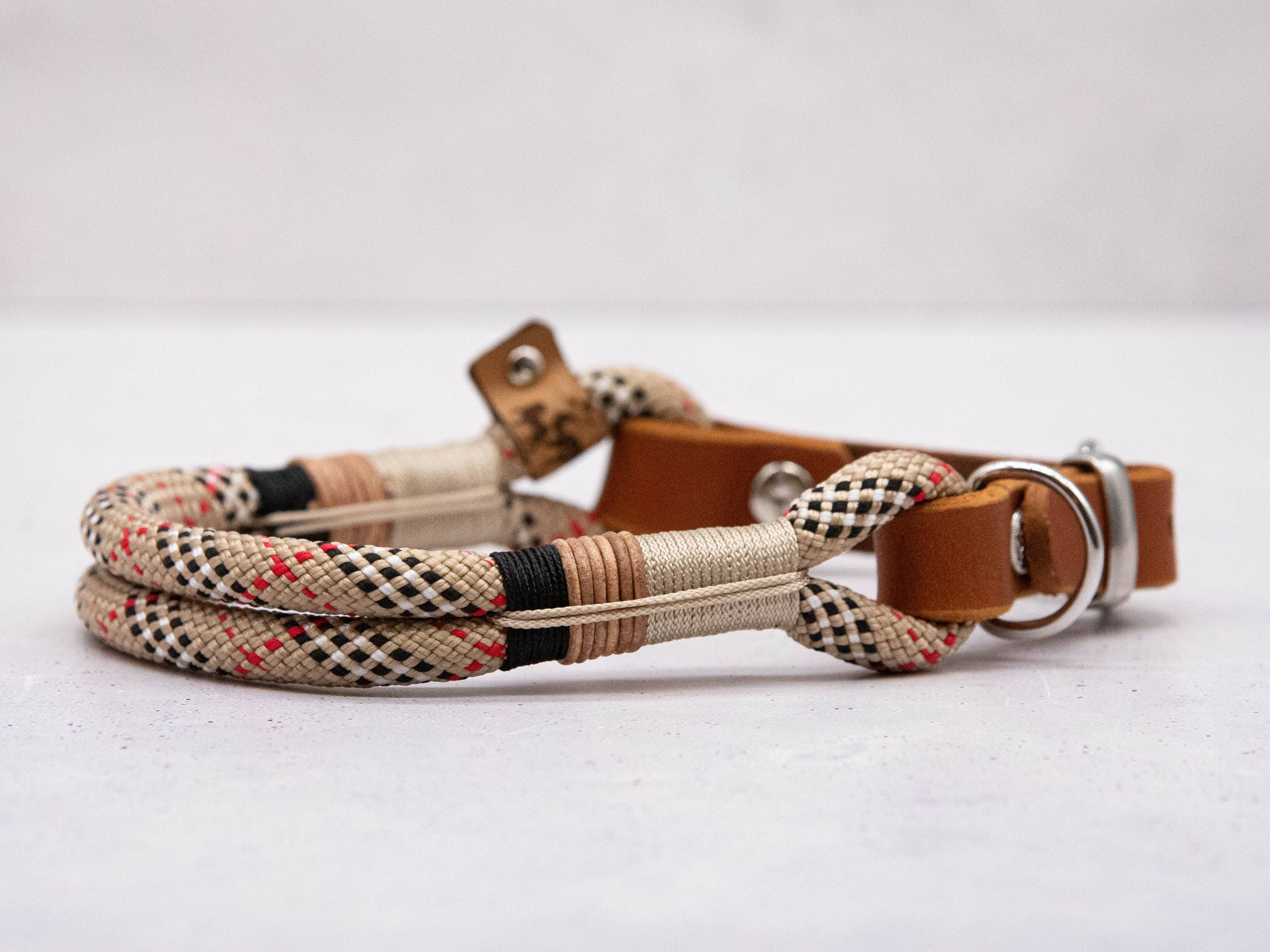 FOR LOVELY DOGS / Linda Jansen – Großhandel Haustierhalsband – Hund – Tau-Halsband Fawn Berry Multi Twist3