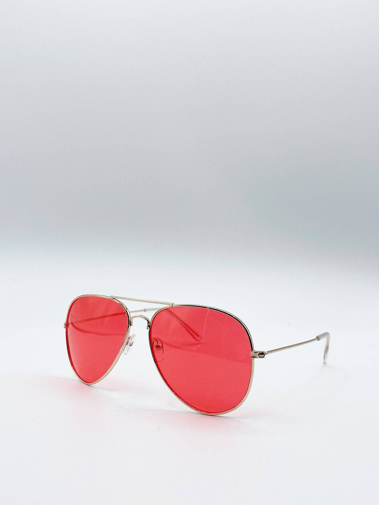 Silver Metal Frame Aviator Sunglasses with Red Lenses for wholesale on Faire3