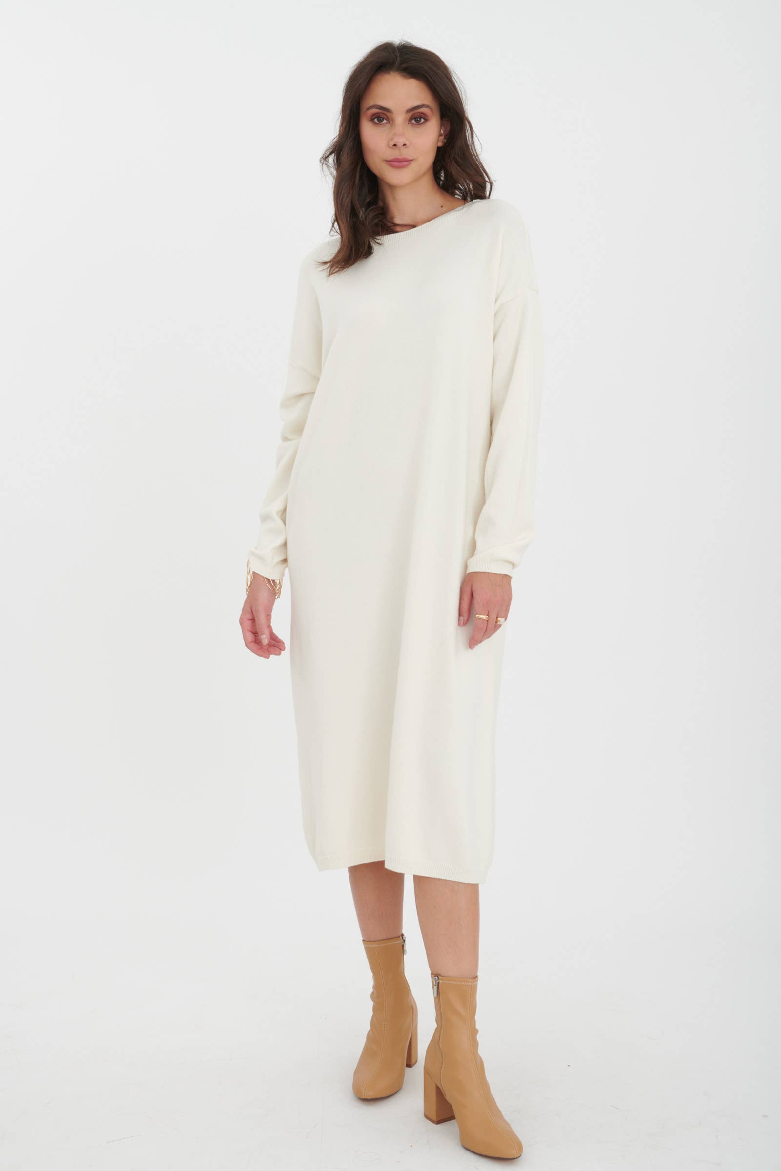 ORNELLA PARIS - Wholesale Dress - Women's - LEL-R22271 plain long sweater dress6