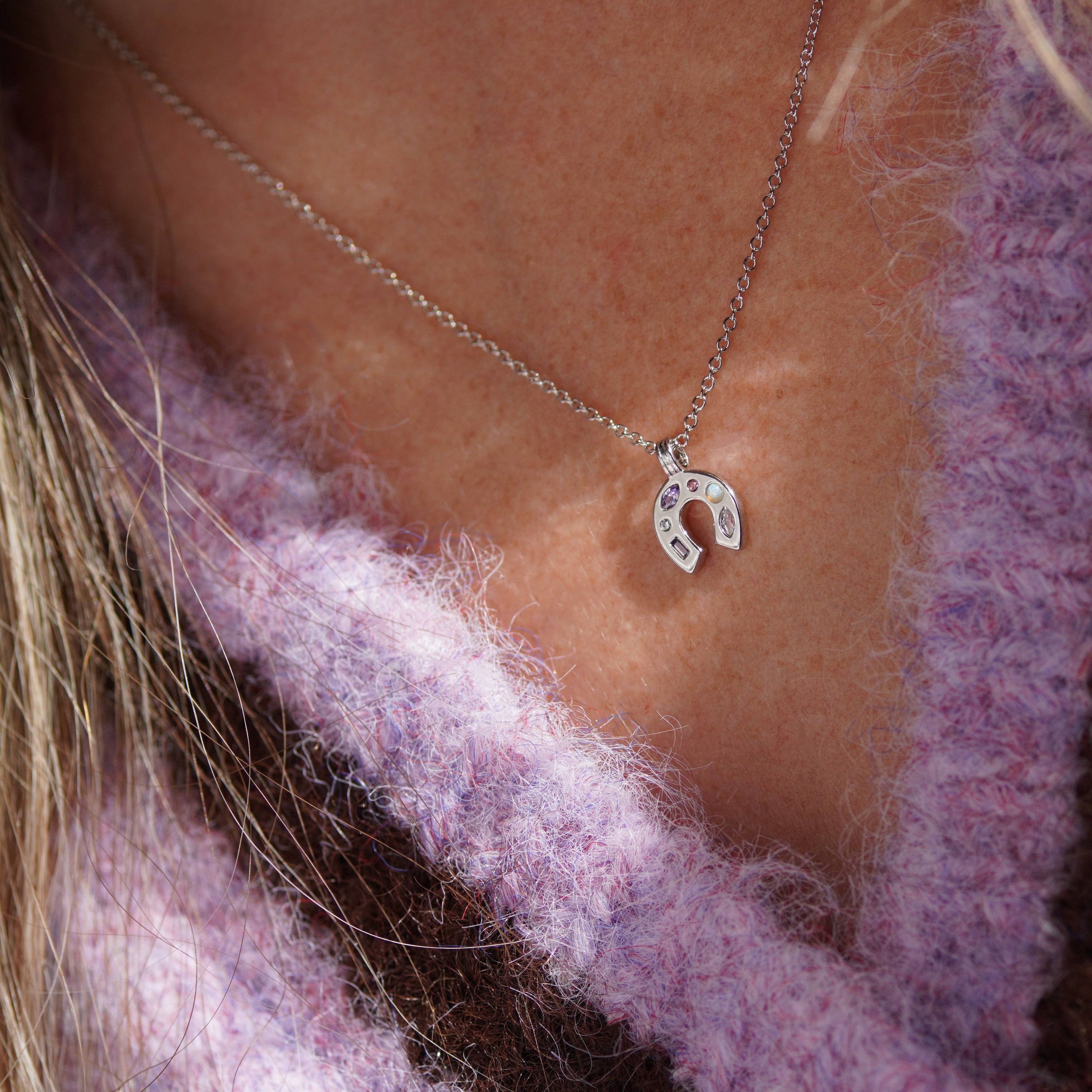 Junk Jewels Ltd - Vente Colliers à pendentif - Collier mini charme porte-bonheur8