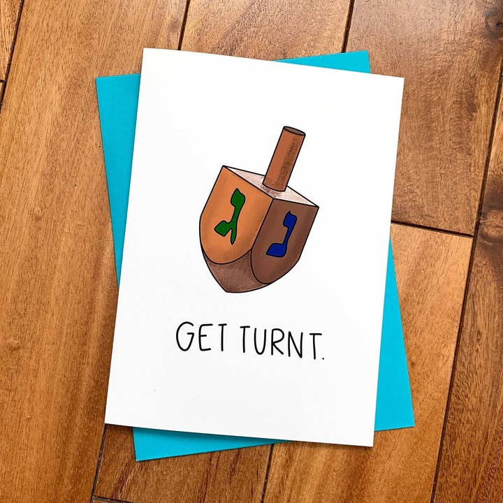 Ottieni la carta di Hanukkah "Get Turnt Funny Dreidel" di StoneDonut Design per la vendita all'ingrosso da parte di Stone Donut Design, LLC