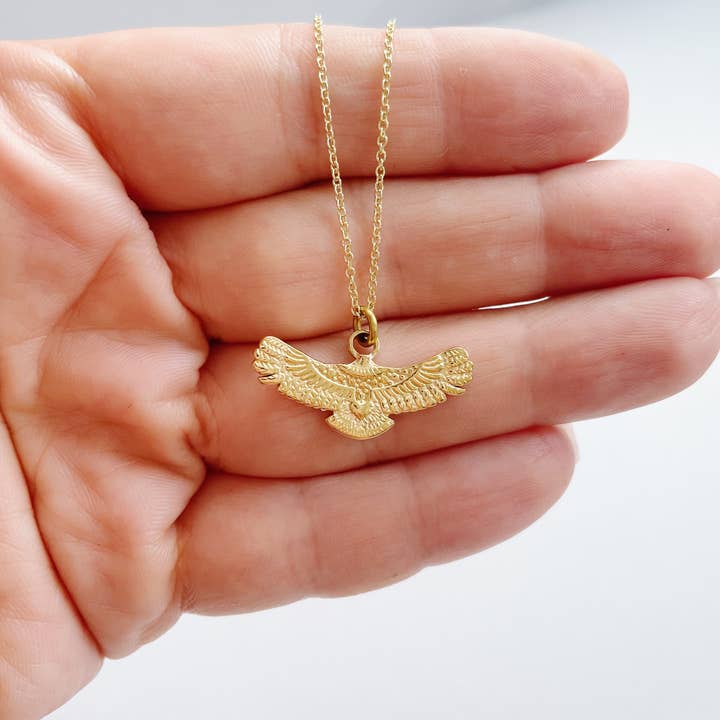 Collar con alas de águila ~ Acero inoxidable chapado en oro para venta al por mayor de GeoMetricGem