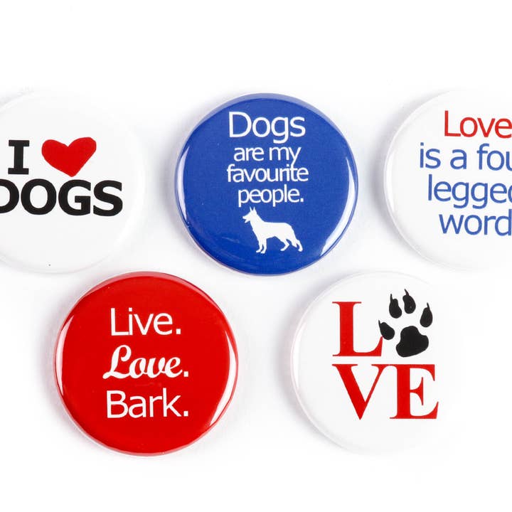 SET: I Love Dogs Themed Pinback Buttons or Magnets för wholesale av Ifs, Ands, Or Buttons