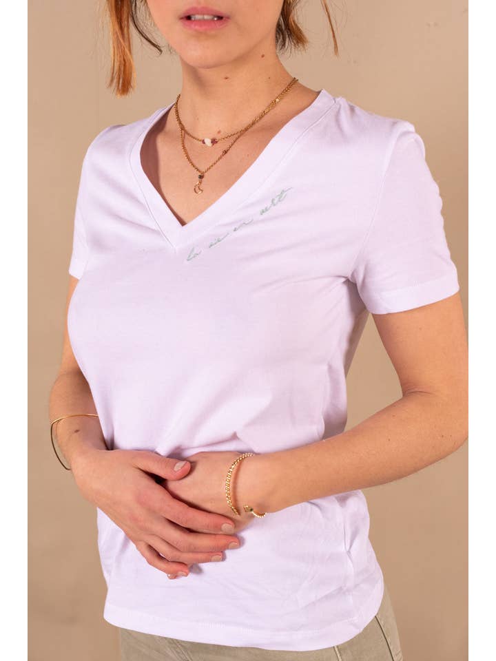 Nagev – Großhandel T-Shirt – Damen – Weißes T-Shirt aus Bio-Baumwolle für Damen - Cathy La Vie En Vert