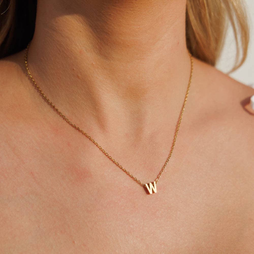 Silk oil of Morocco – Großhandel Kette mit Anhänger/Charm – Initiale Halskette | Amici by Ella23